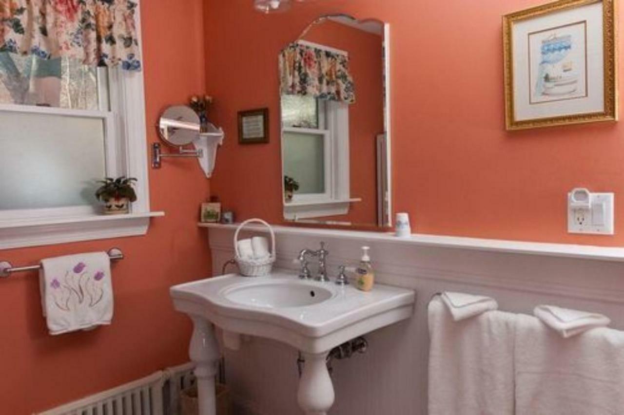 Bricktown Inn Haverstraw Bagian luar foto